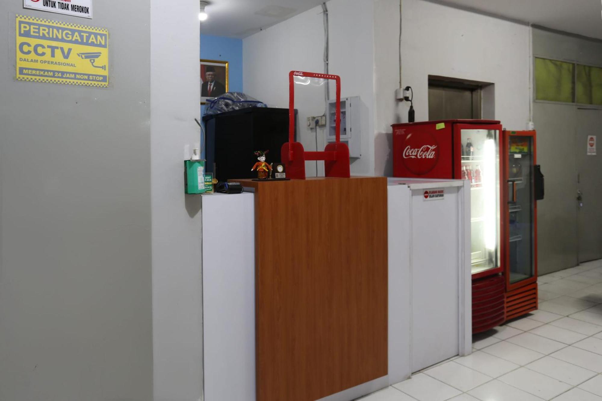 Oyo 3865 Wisma Niaga Cakarta Dış mekan fotoğraf