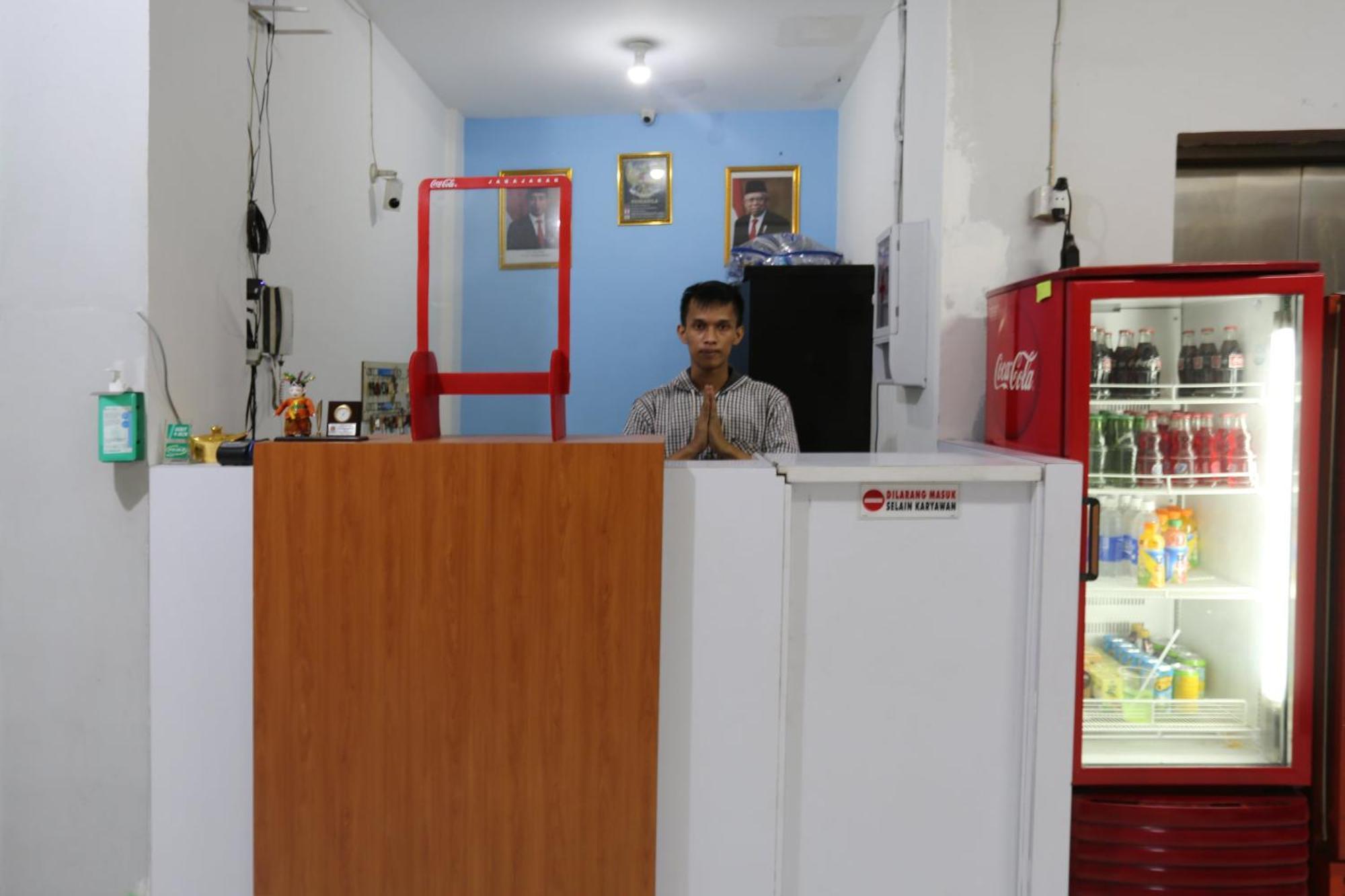 Oyo 3865 Wisma Niaga Cakarta Dış mekan fotoğraf